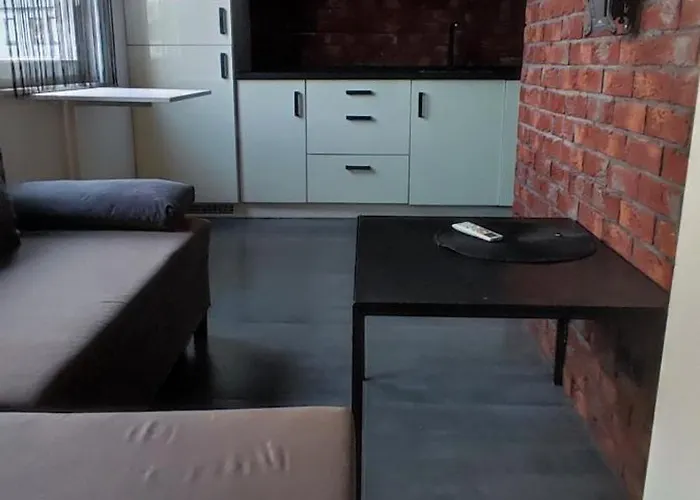 Ceglany Kosciuszki 133 *